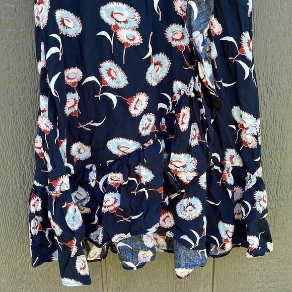 J Crew Mercantile navy floral wrap dress size 0 - Picture 6 of 11